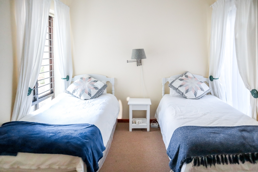 3 Bedroom Property for Sale in The Island Western Cape